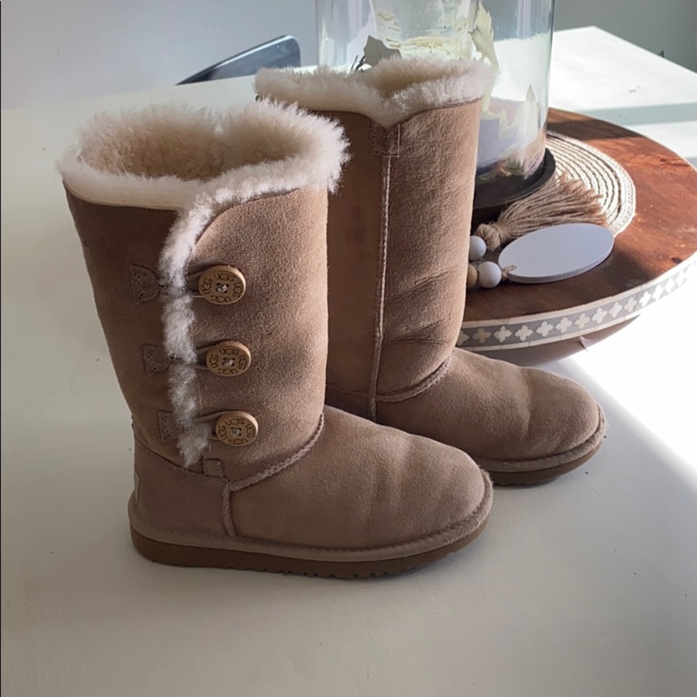 Light Tan Tall Uggs